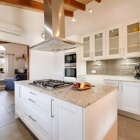 Reig In Traumlage,pool,strandnah,schnelles Wifi,klima * Pollença