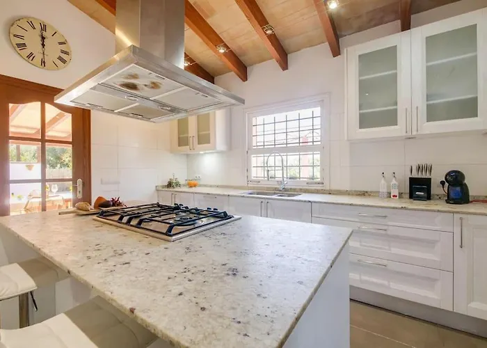 Reig In Traumlage,pool,strandnah,schnelles Wifi,klima